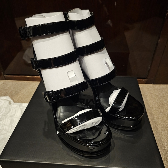 D'Amelio Romissa Sandal 9M - Picture 6 of 7